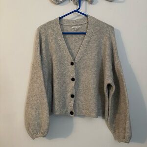 American Eagle Gray Balloon-Sleeve Cropped Oversized Cardigan Sweater SOFT
